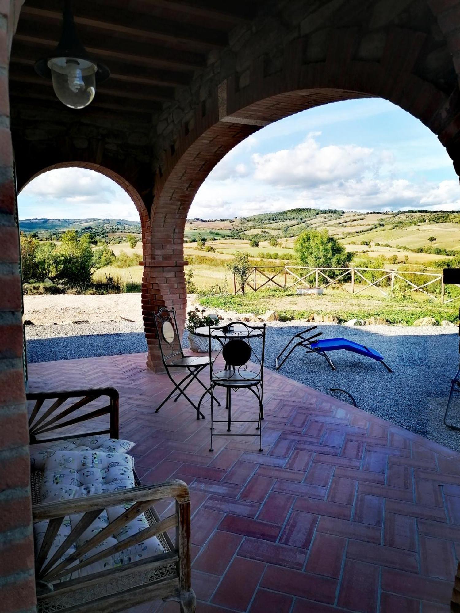 Agriturismo Montecrespini 萨杜勒尼亚 客房 照片